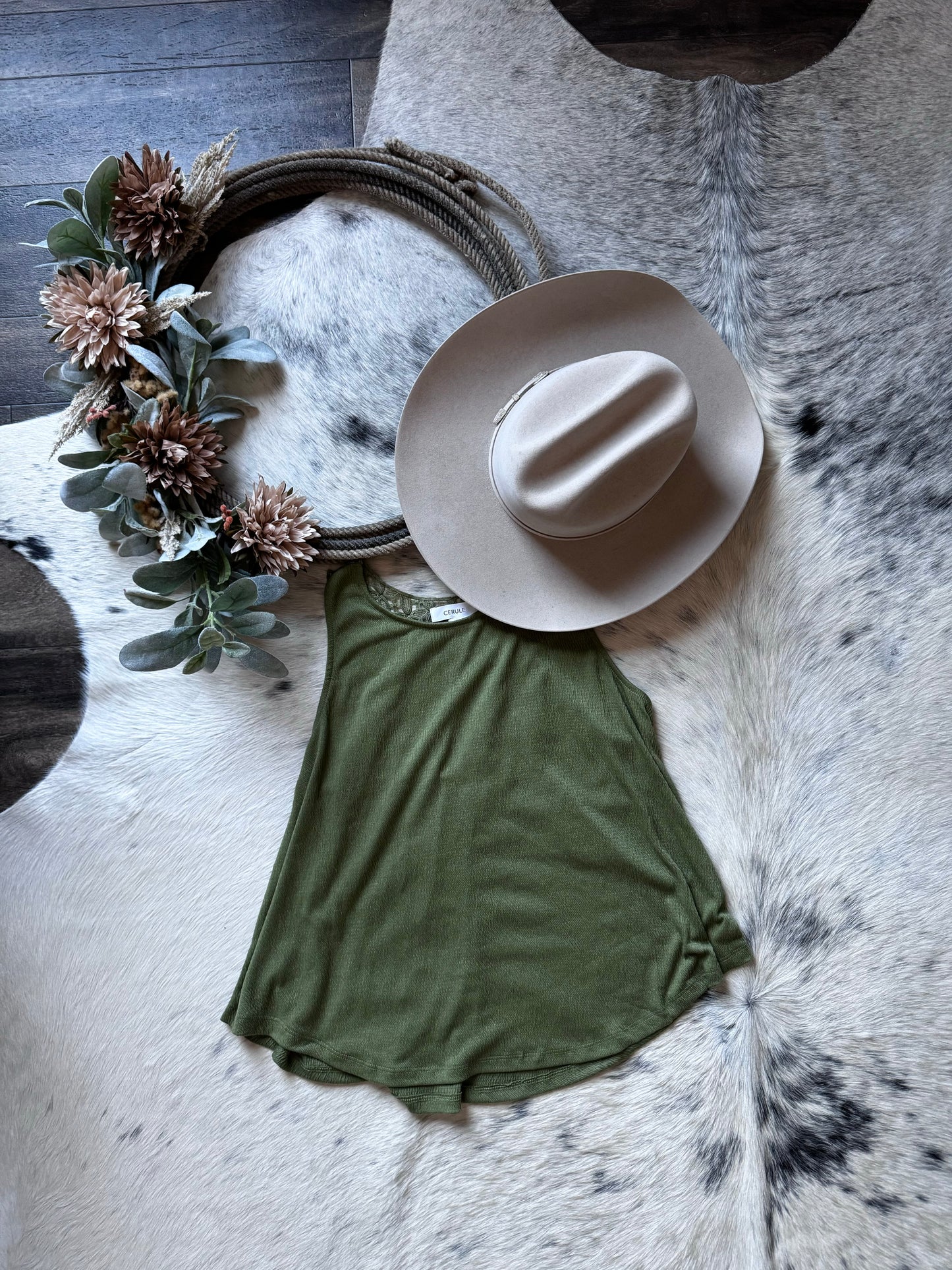Sleeveless Back Lace Patch Crinkle Knit Swing Top