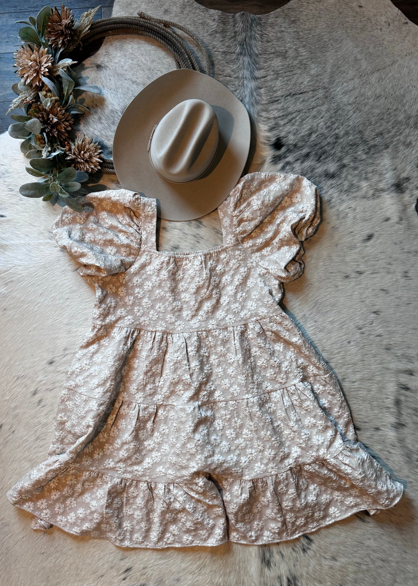 Botanical Blush Beige Floral Puff Dress